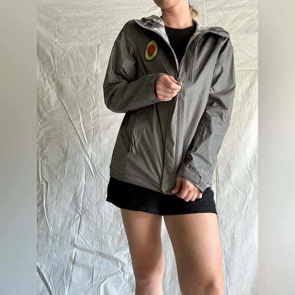 L.L. Bean Raincoat - Picture 2 of 13